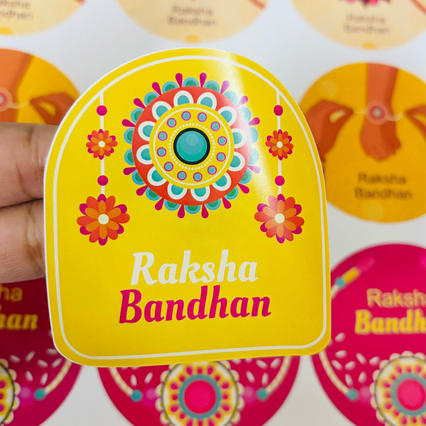 RAKHI ROUND STICKER
