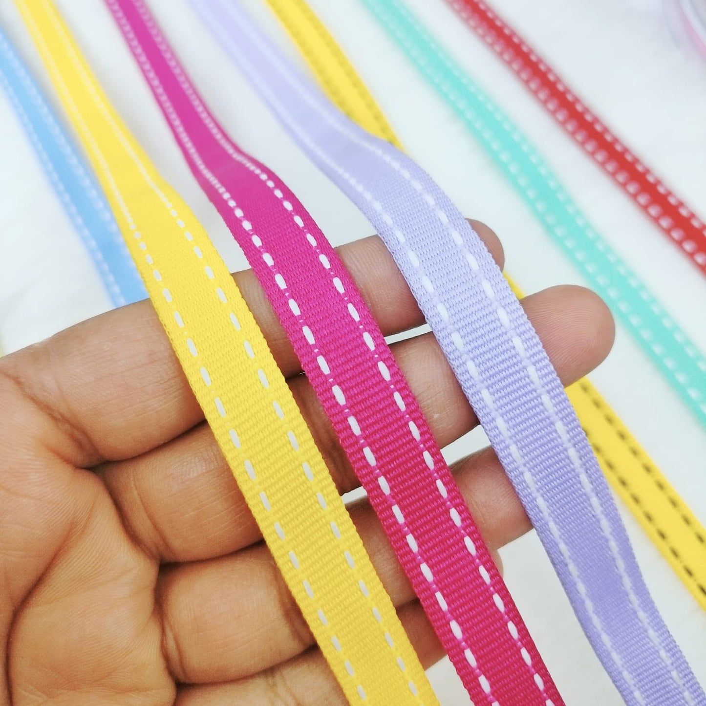 STITCH RIBBON