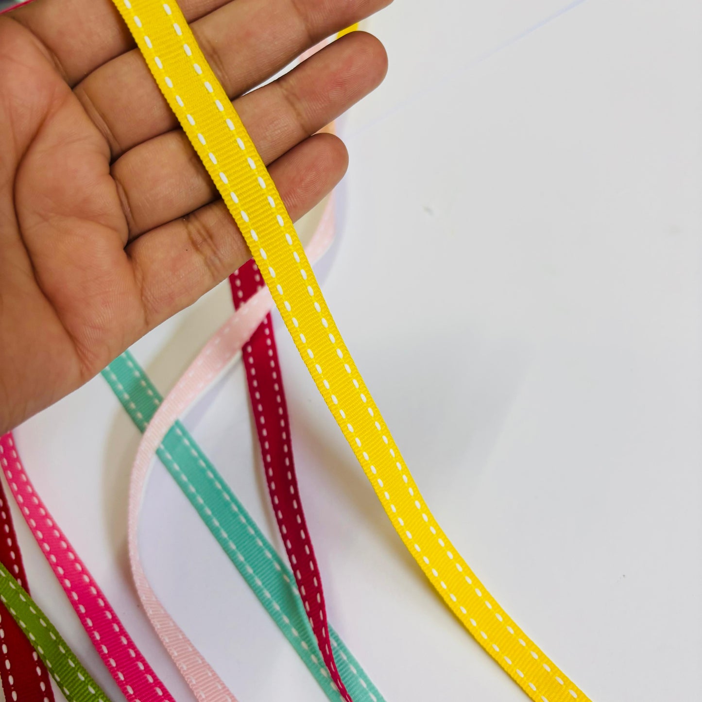 STITCH RIBBON