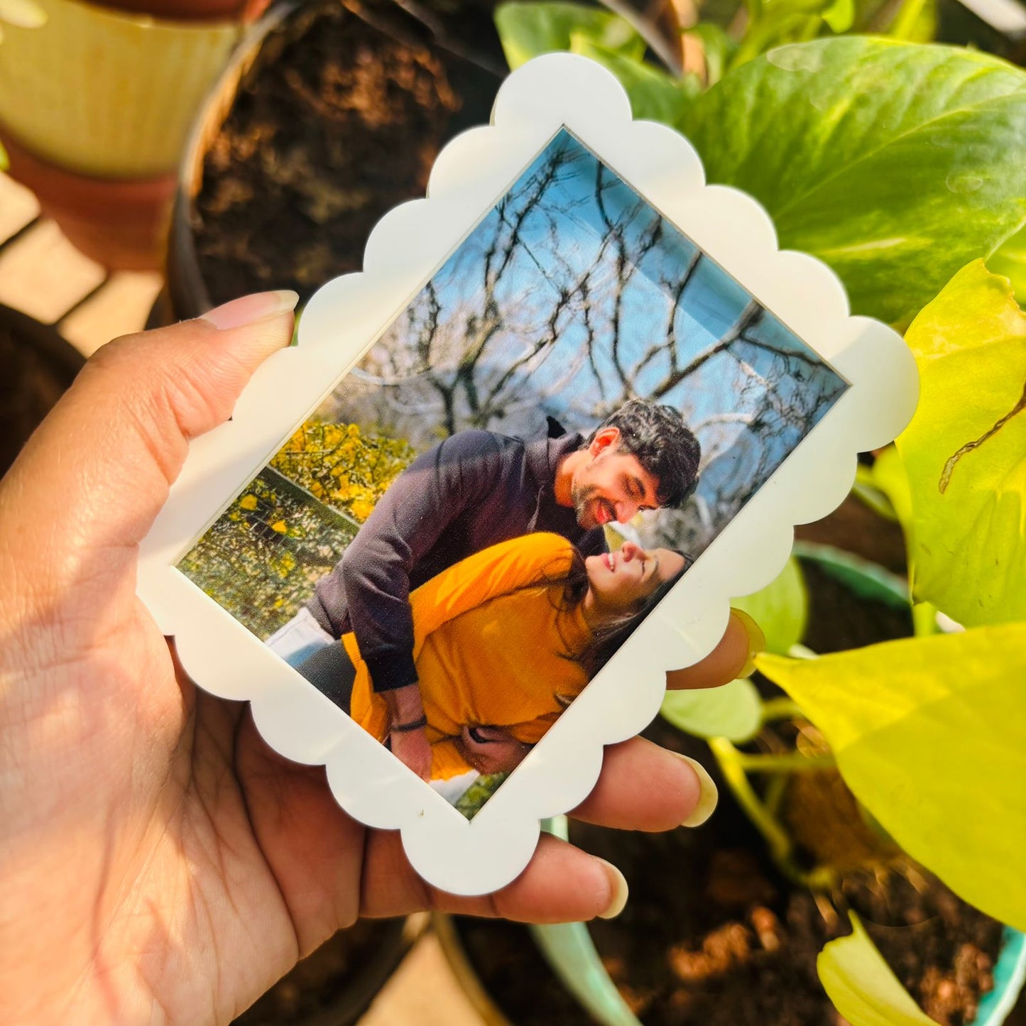 WHITE ACRYLIC FRIDGE MAGNET