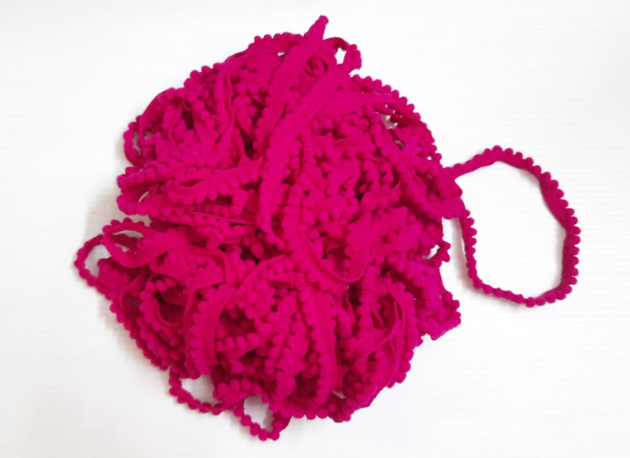 POMPOM LACE