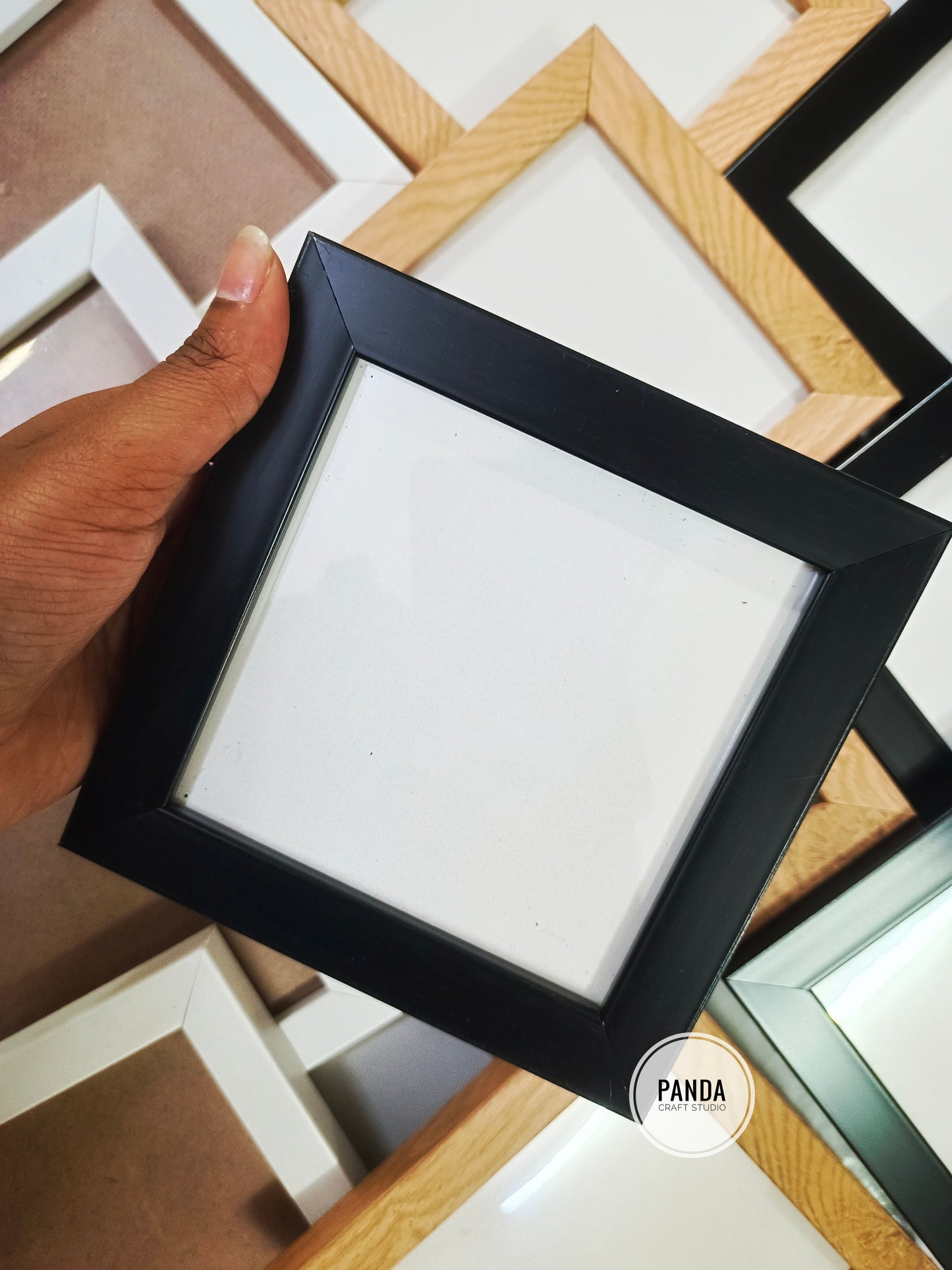 4*4 FRAME
